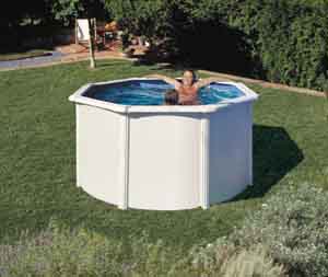 Relax vo vlastnom záhradnom bazéne. Imidžové a moderné záhradné bazény.