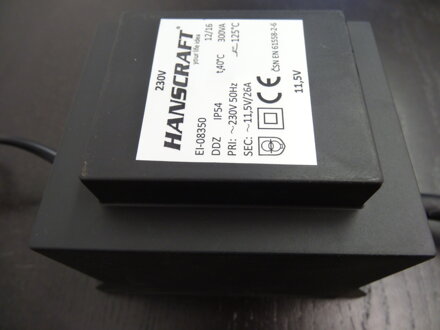 Bezpečnostný transformátor 300VA (230-11,5 V) uzavretý
