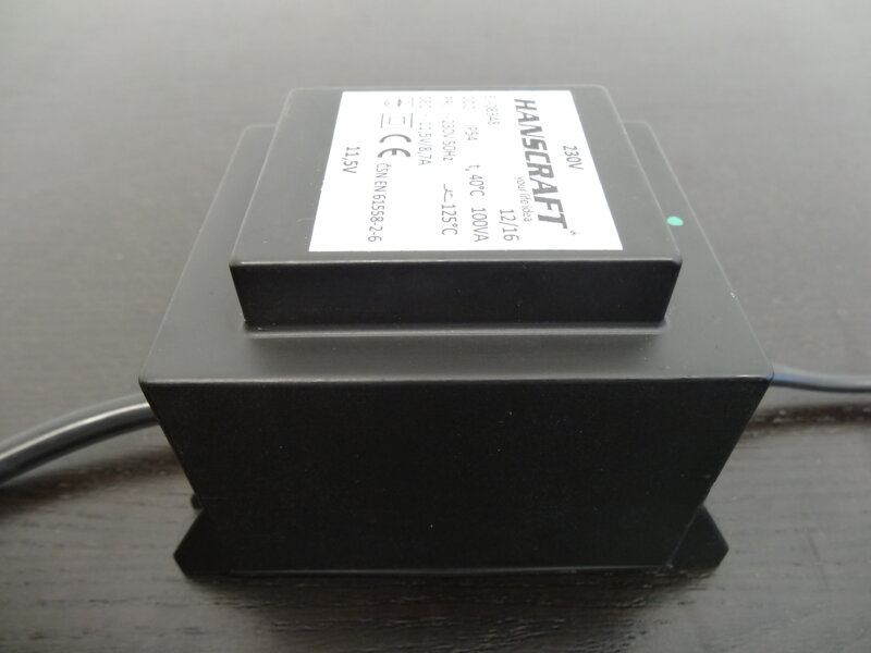 Bezpečnostný transformátor 100VA (230-11,5 V) uzavretý